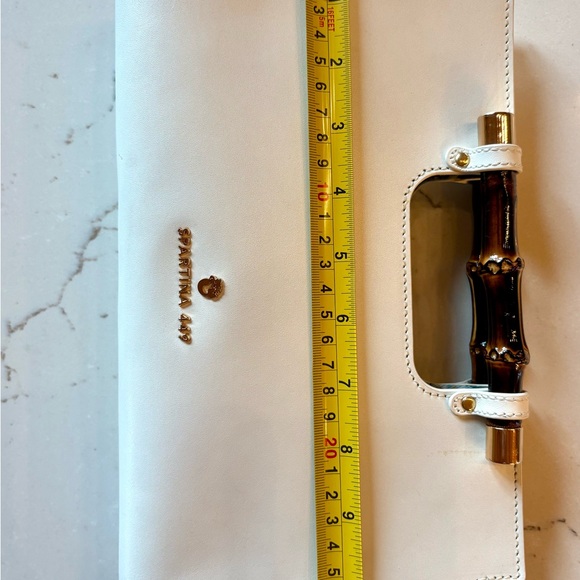Spartina 449 Vegan Leather Bag - White with Bamboo Handle - Picture 5 of 12